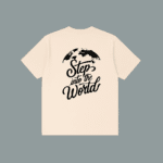 T-Shirt Oversized Into the World