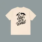 T-Shirt Oversized Into the World